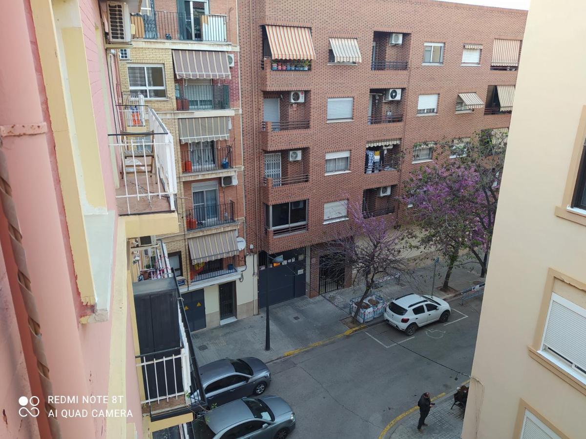 Burjassot Mestalla Valencia Exterior photo